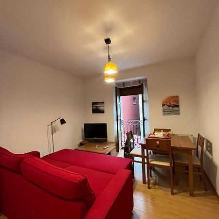 Apartamentosarturo Llanes Laplaza 2ºc מראה חיצוני תמונה