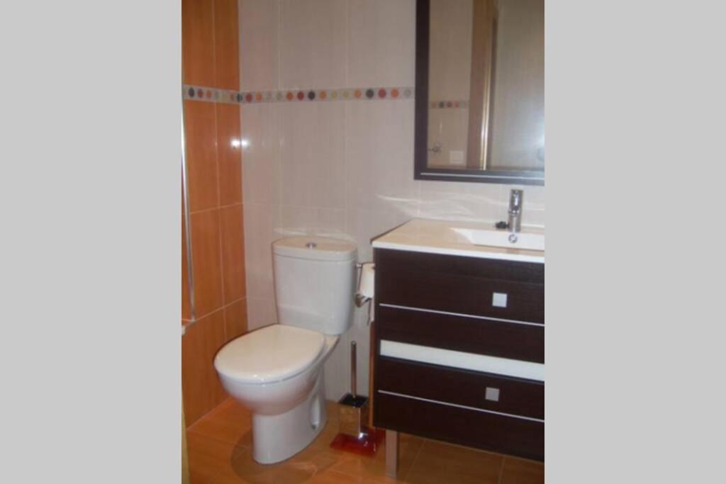 Apartamentosarturo Llanes Laplaza 2ºc מראה חיצוני תמונה