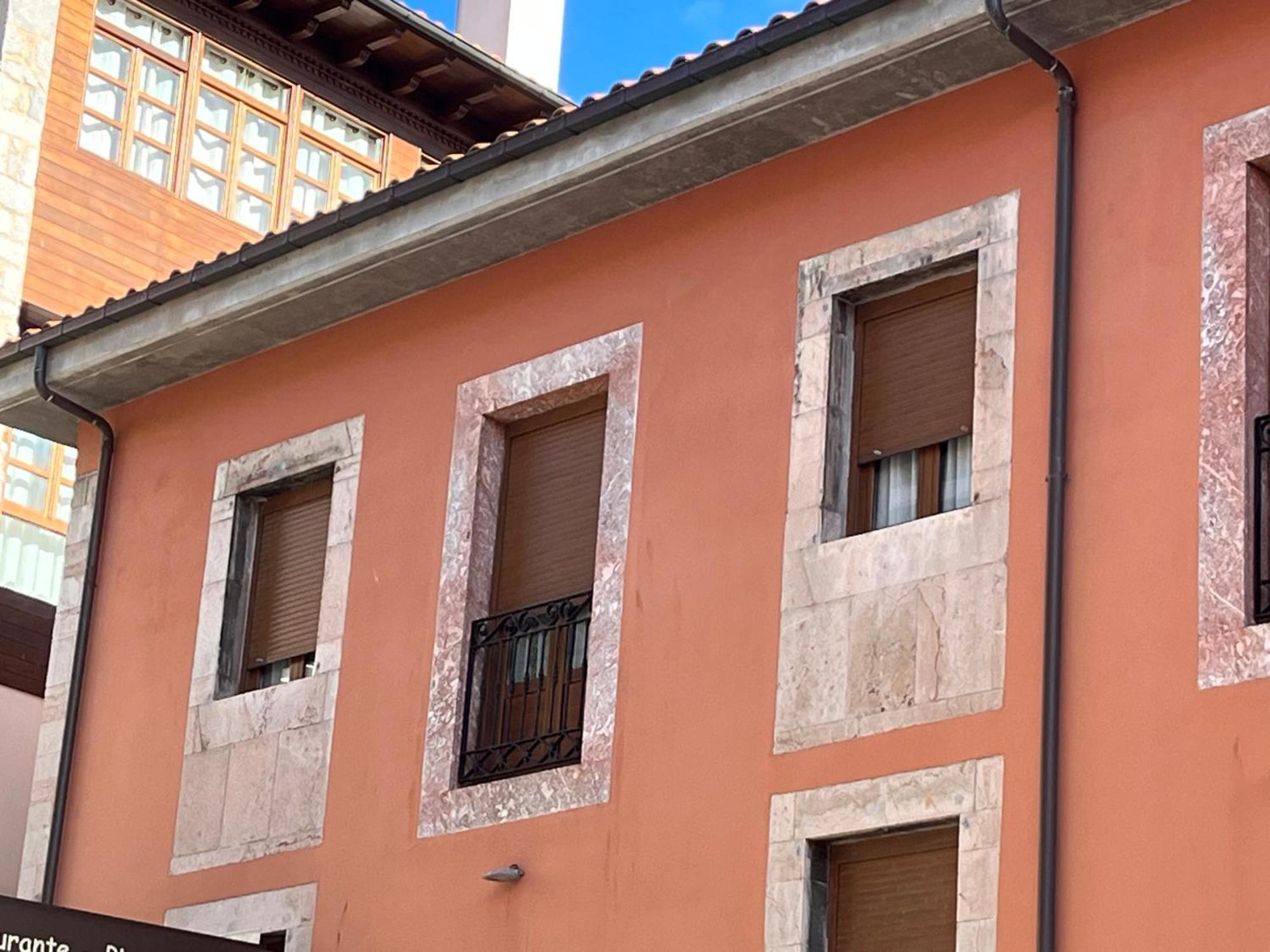 Apartamentosarturo Llanes Laplaza 2ºc מראה חיצוני תמונה
